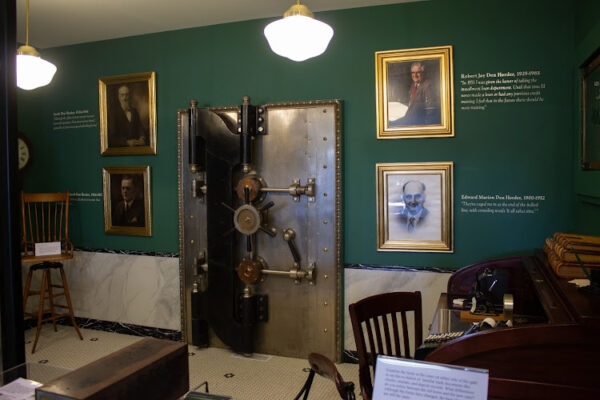 Gallery image